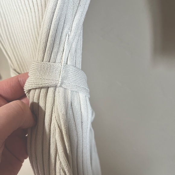 3/4 Sleeve Ribbed soft tan cream colored V neck Midi Dress size 10 - Picture 12 of 14